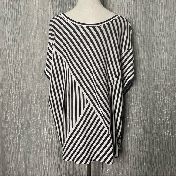 Cabi Siesta Poncho - Picture 4 of 9